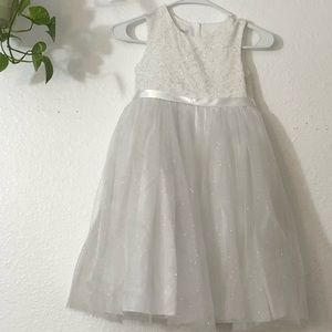 Girls White Glitter Dress 💕